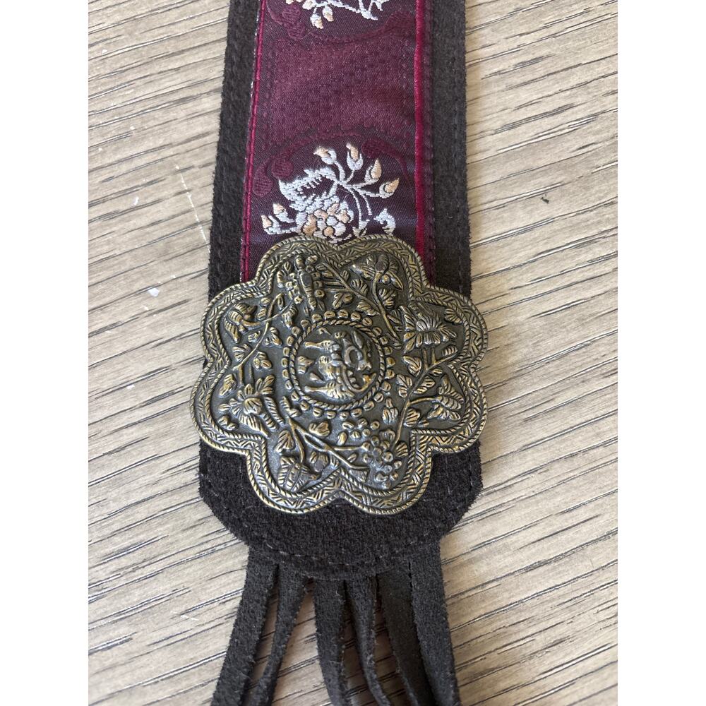 VINTAGE India 1970's Bronze Buckles, Suede  & Embroidery Belt w/Fringe - Picture 2 of 6